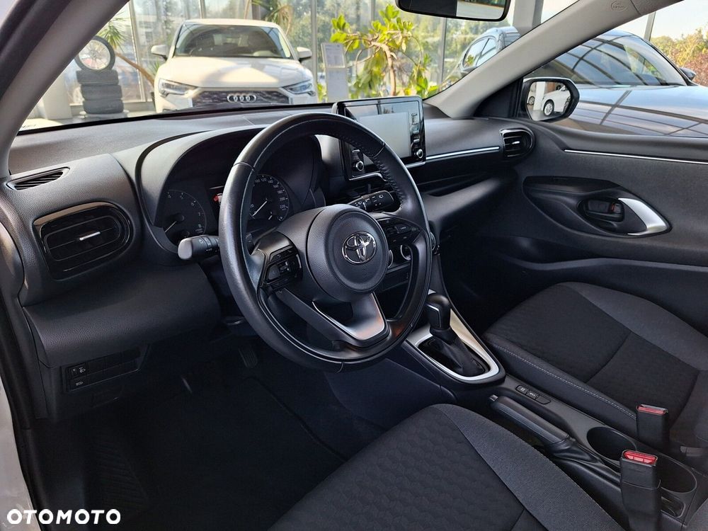 Toyota Yaris 1.5 Comfort CVT - 16