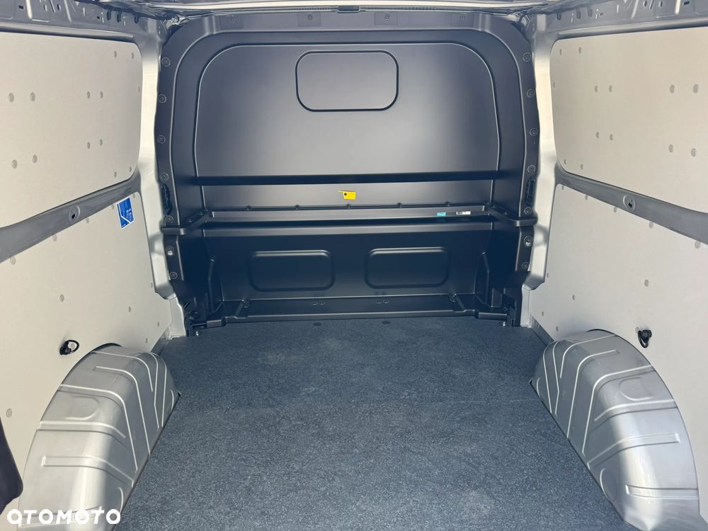 Volkswagen Nowy Transporter Plus - 9
