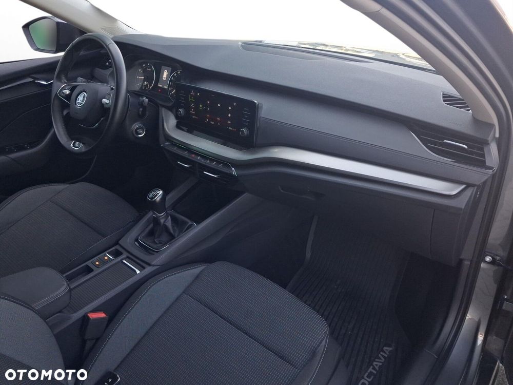 Skoda Octavia 1.5 TSI ACT Ambition - 30