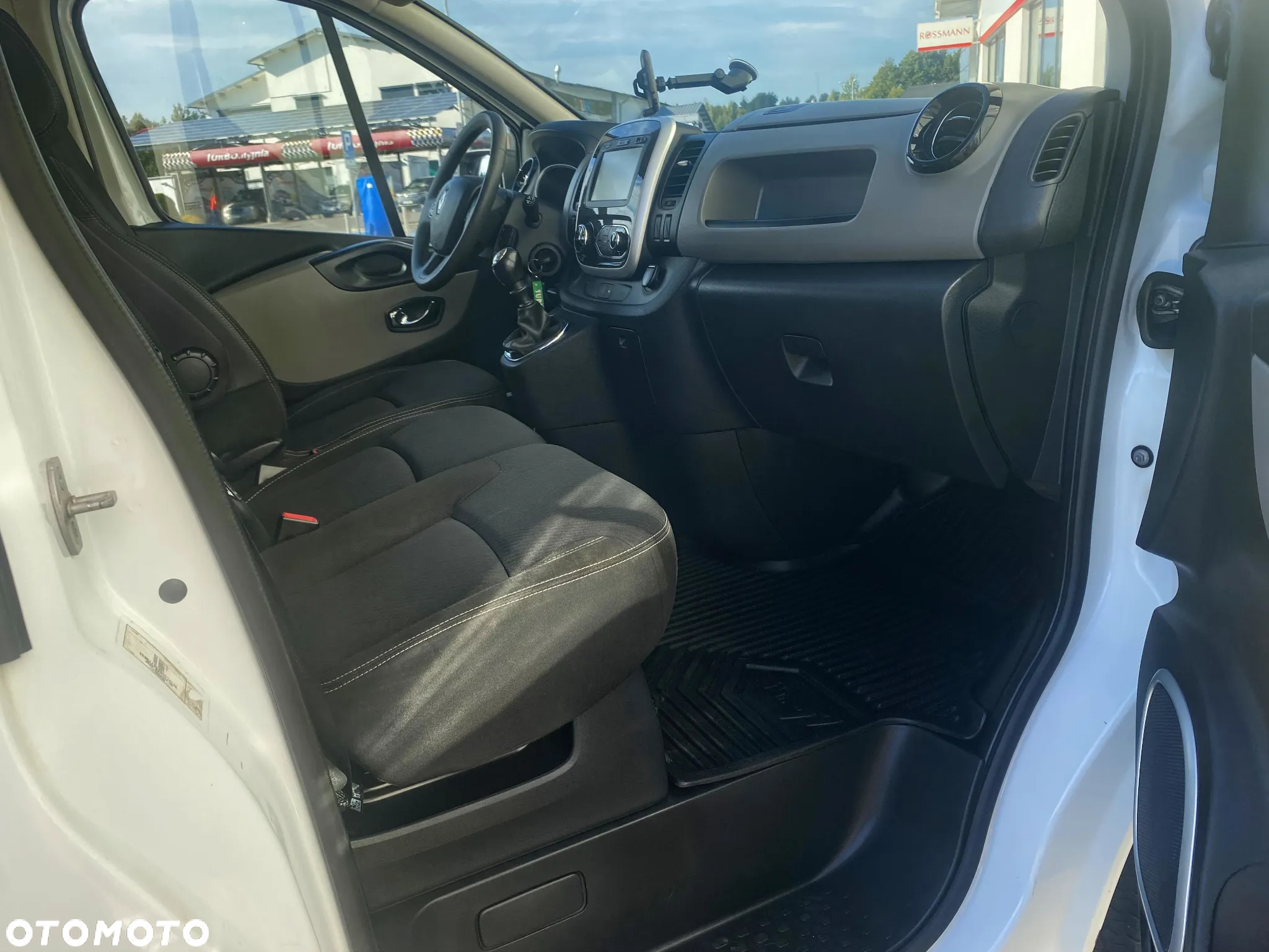 Renault Trafic - 15