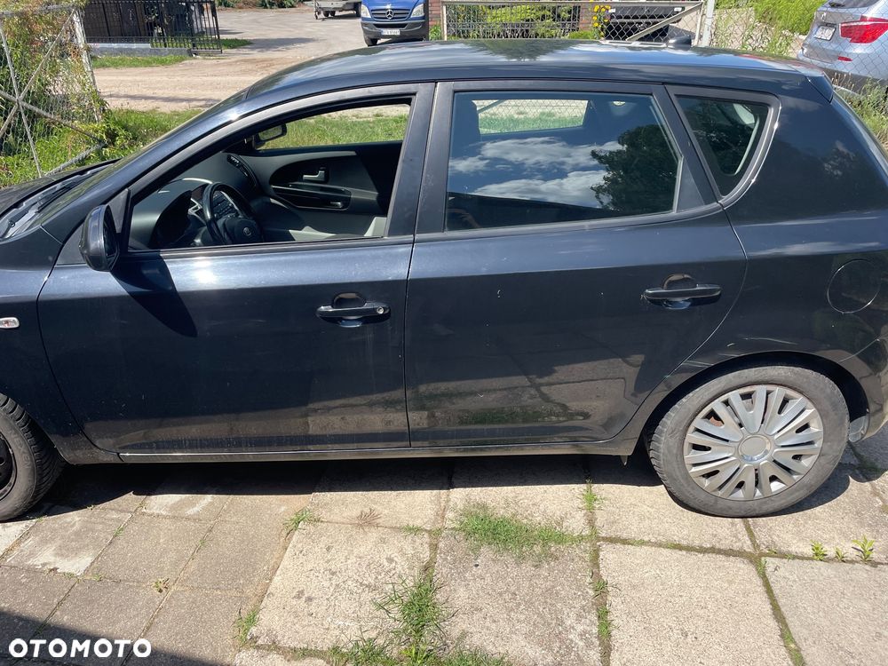 Skoda RAPID 1.2 TSI Elegance - 9
