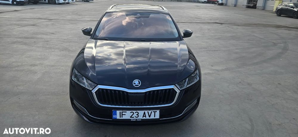 Skoda Octavia 2.0 TDI STYLE DSG - 1