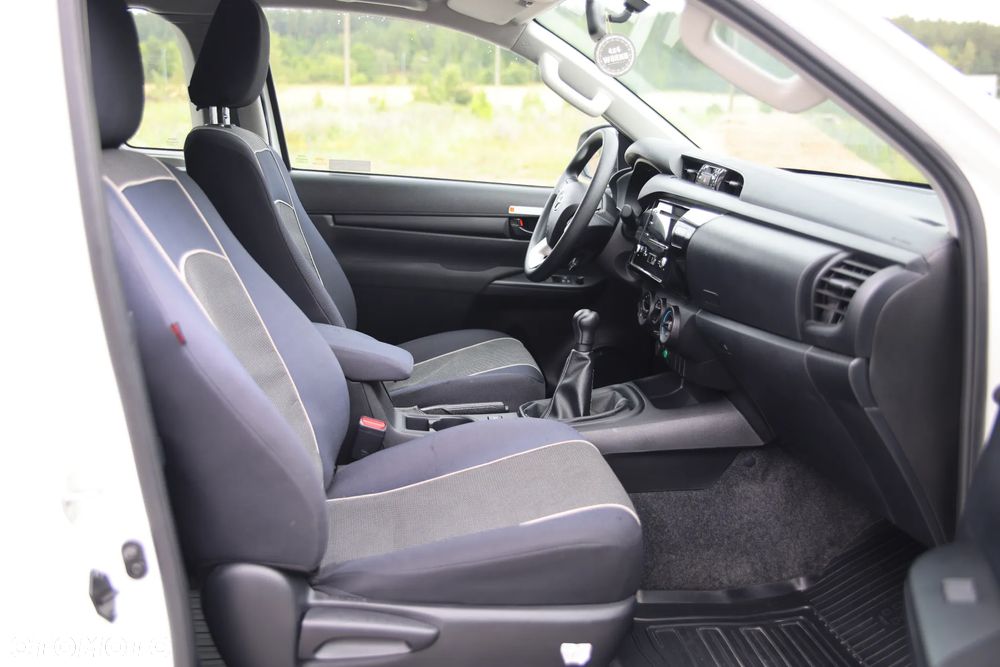 Toyota Hilux 2.4 D-4D Single Cab DLX 4x4 - 16