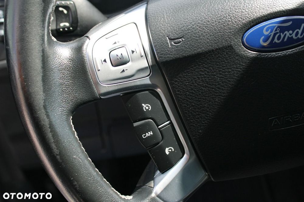 Ford S-Max - 19