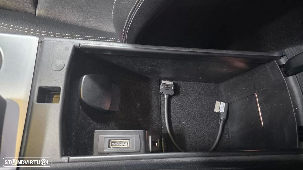 Mercedes-Benz SLK 250 (BlueEFFICIENCY) 7G-TRONIC - 56