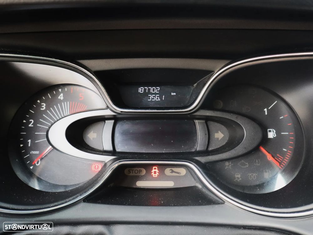 Renault Captur 1.5 dCi Exclusive - 13