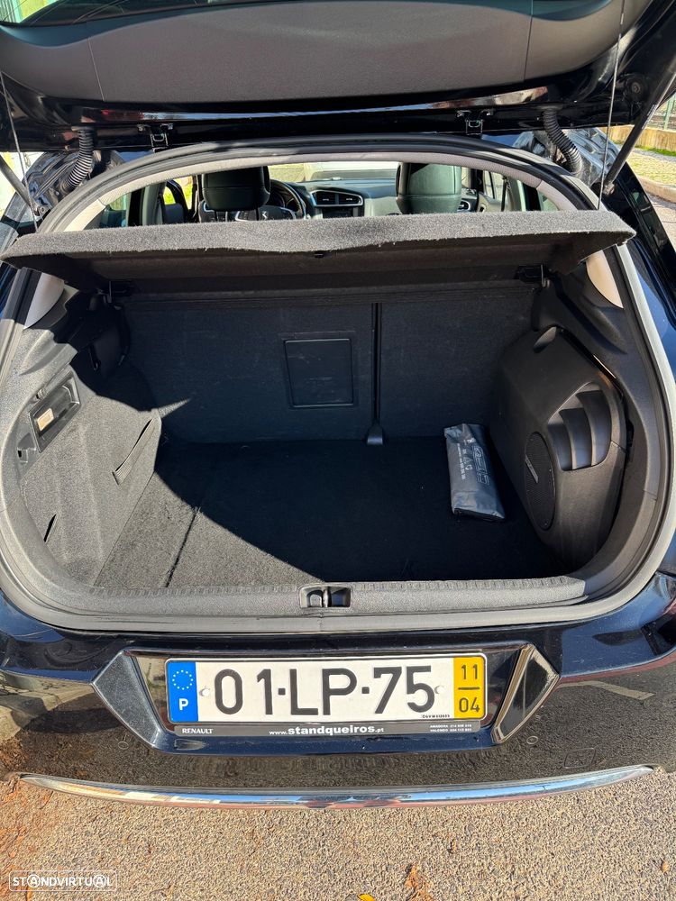 Citroën C4 2.0 HDi Exclusive J17 - 25