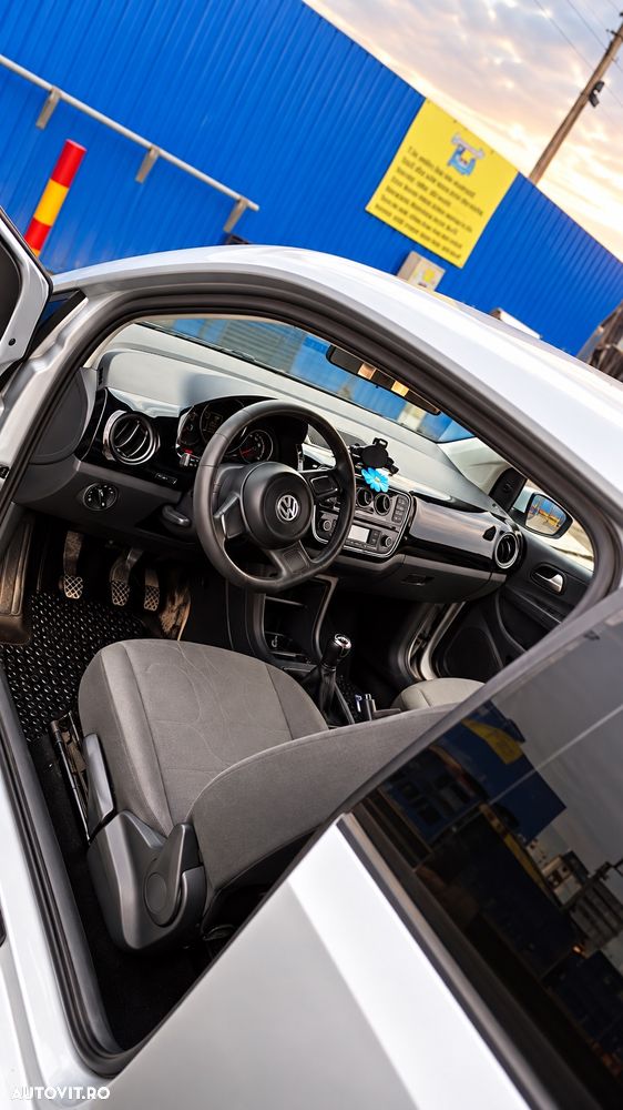Volkswagen up! - 5