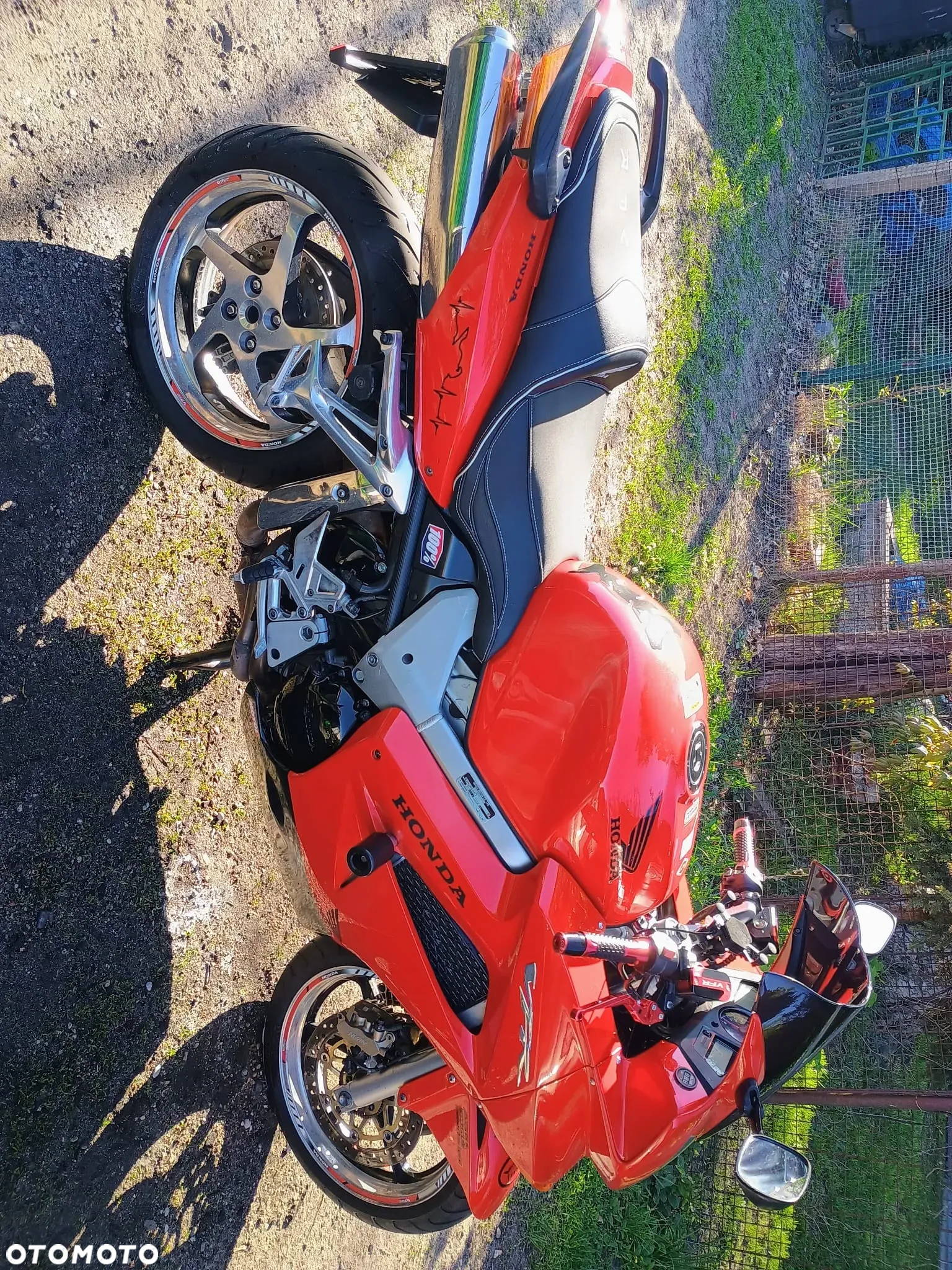 Honda VFR - 2
