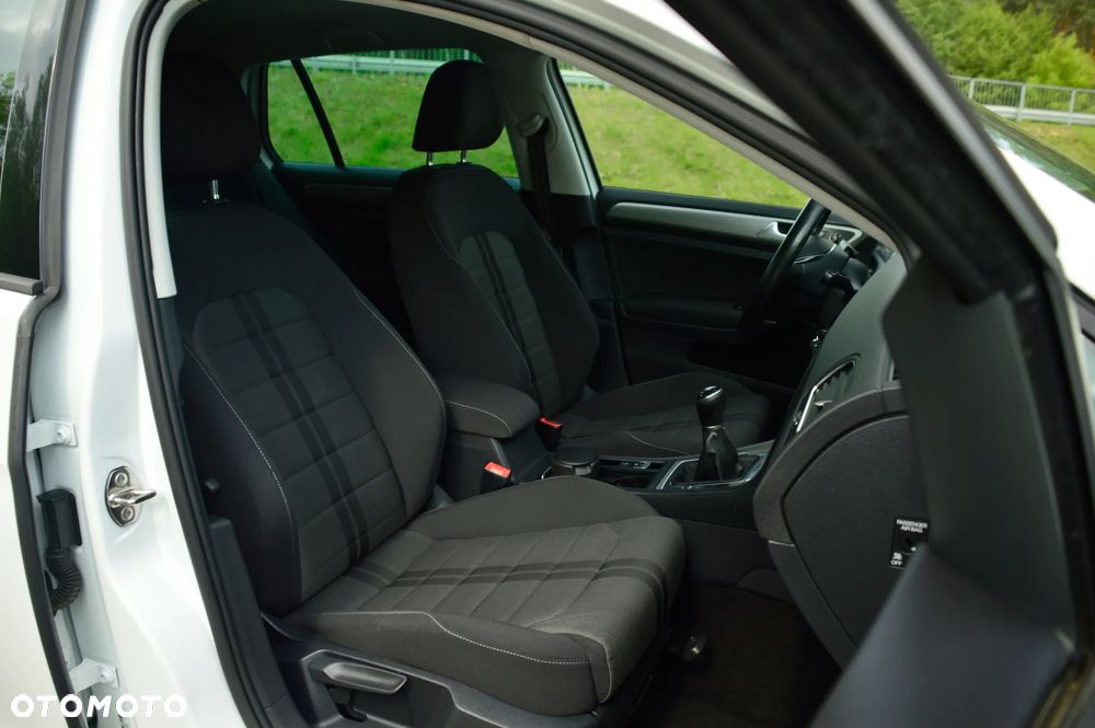 Volkswagen Golf 1.6 TDI 4Motion BlueMotion Technology Cup - 9