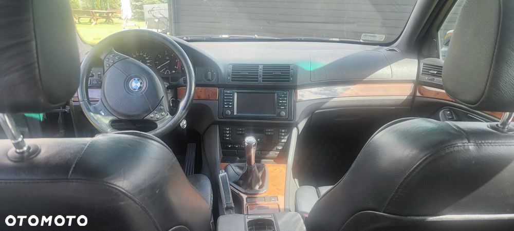 BMW Seria 5 - 4