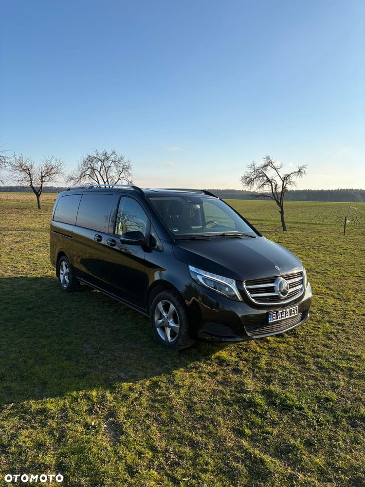 Mercedes-Benz Klasa V 220 d lang 4Matic 7G-TRONIC - 28