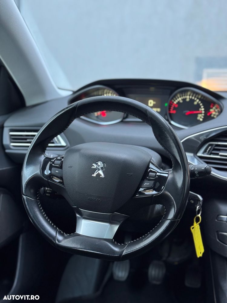 Peugeot 308 - 18