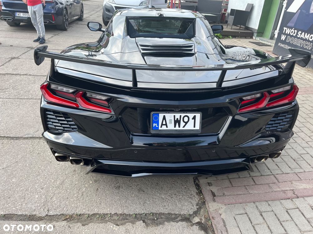 Chevrolet Corvette - 3