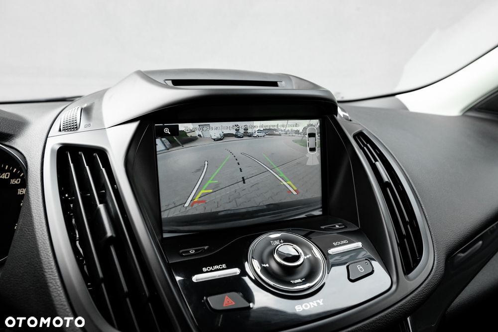 Ford Kuga - 38