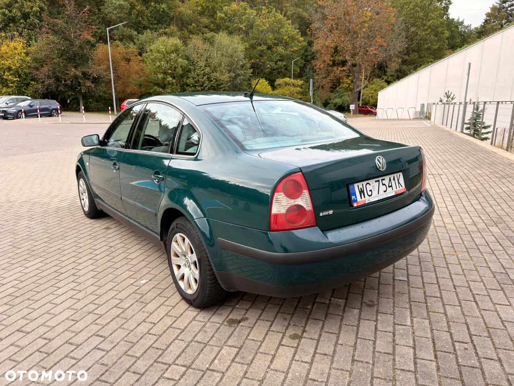 Volkswagen Passat 1.8T Comfortline Tiptr - 10
