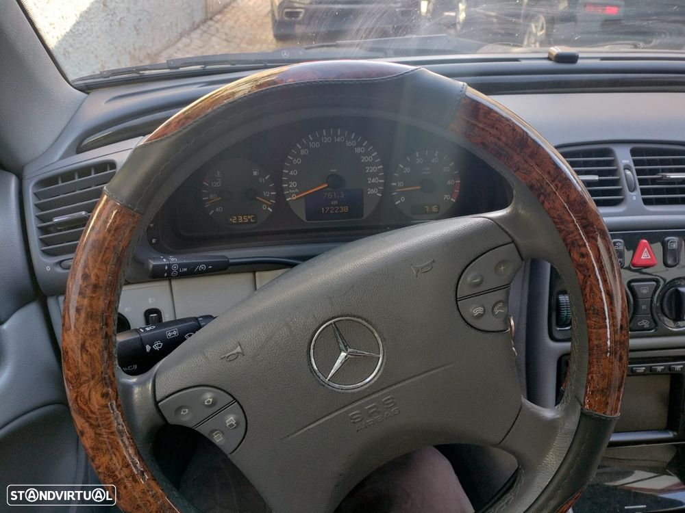 Mercedes-Benz CLK 200 - 4