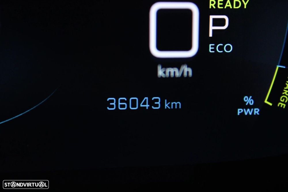 Peugeot e-2008 Allure Pack - 26