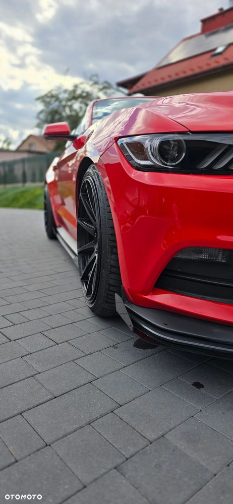 Ford Mustang - 7