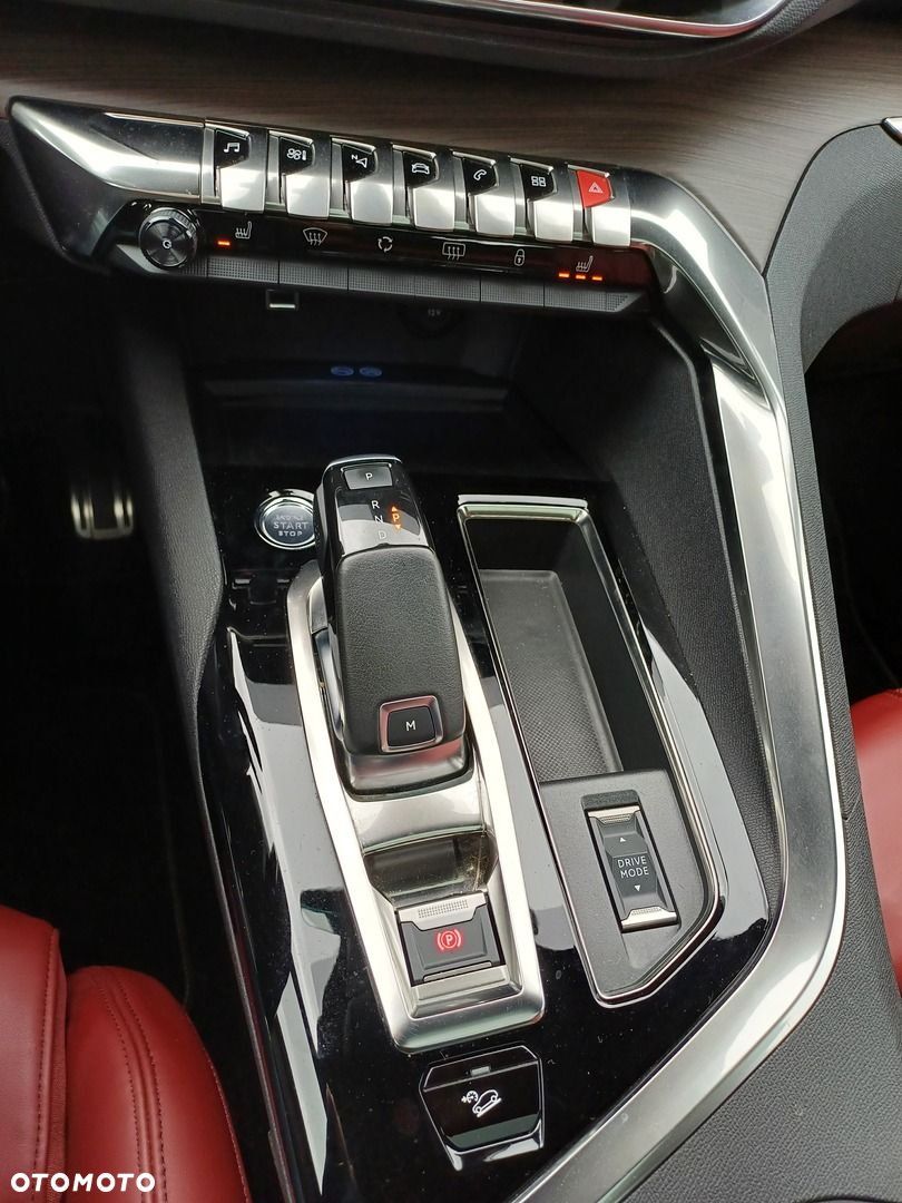 Peugeot 3008 1.6 PureTech GT Pack S&S EAT8 - 16