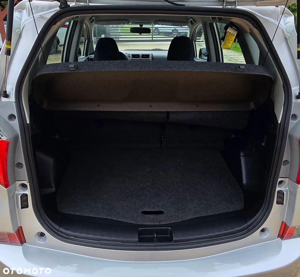 Toyota Verso S - 28