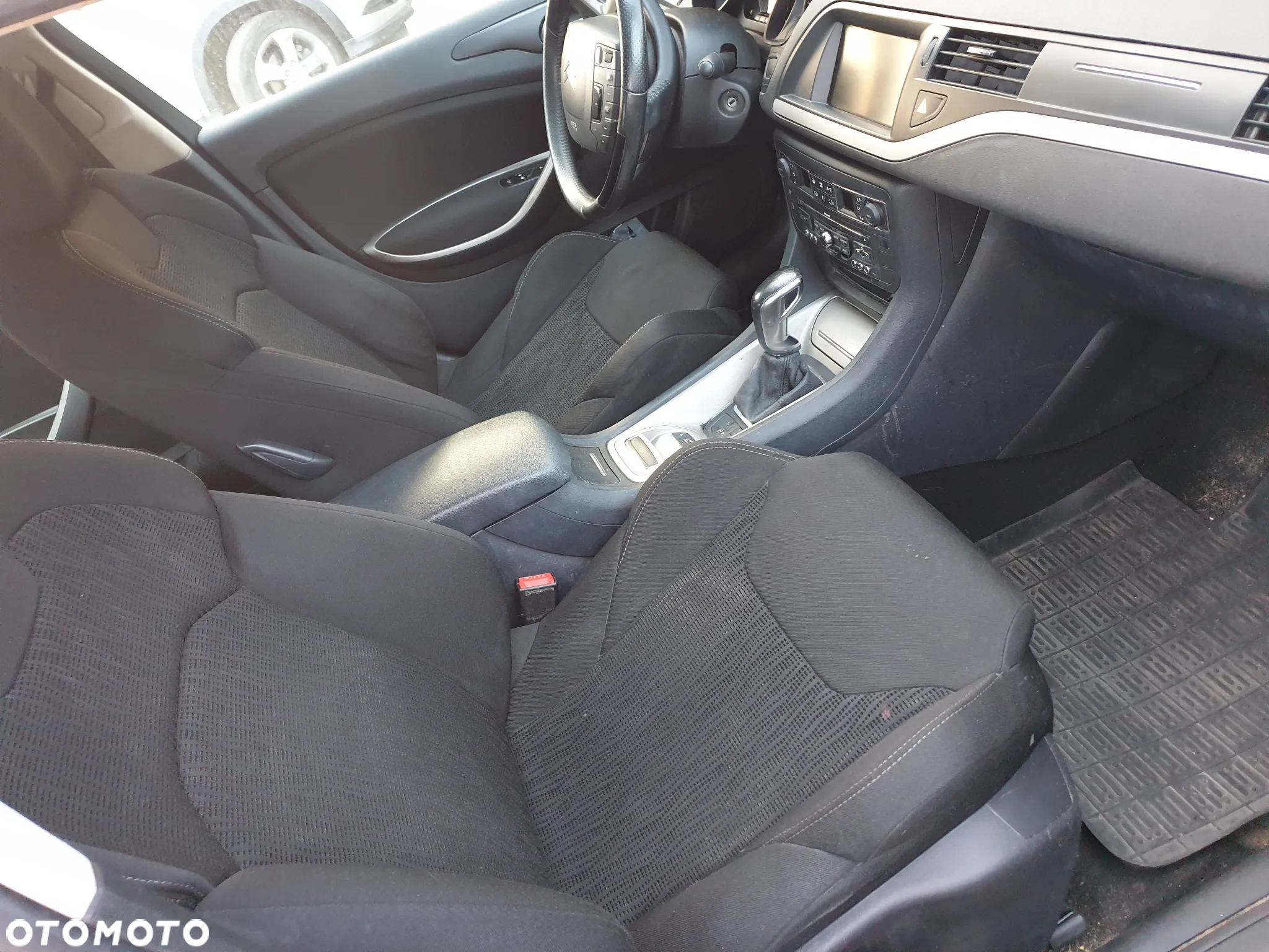 Citroën C5 2.0 HDi Confort - 8