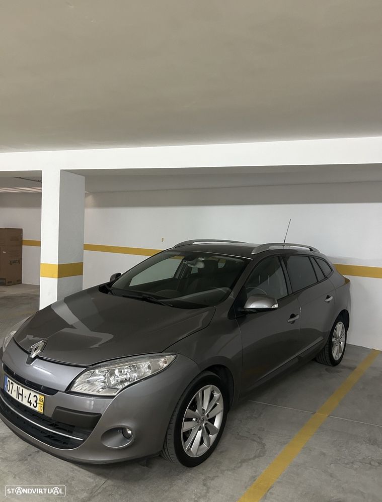 Renault Mégane Sport Tourer 1.5 dCi Dynamique S - 1