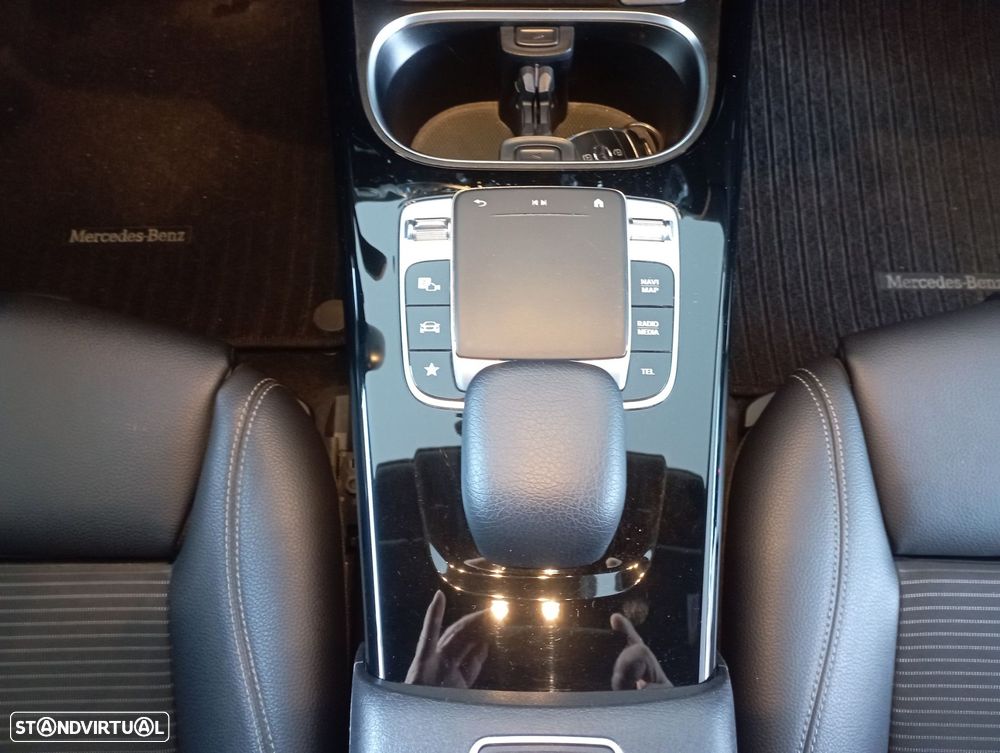 Mercedes-Benz A 180 7G-DCT Advanced Progressive - 12