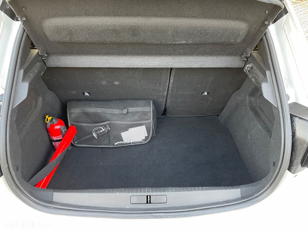 Peugeot 208 1.2 PureTech GT Pack S&S EAT8 - 23