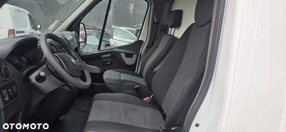 Renault Master - 18