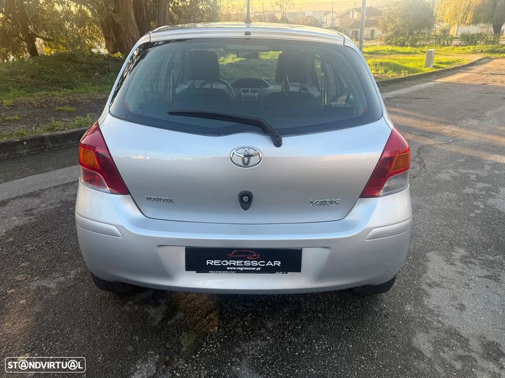 Toyota Yaris 1.0 VVT-i Comfort - 6