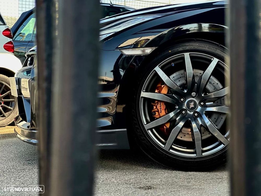 Nissan GT-R 3.8 V6 Black Edition - 5