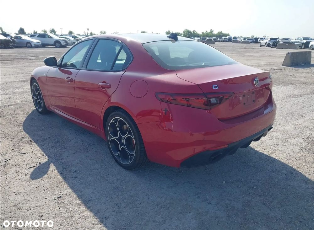 Alfa Romeo Giulia - 3