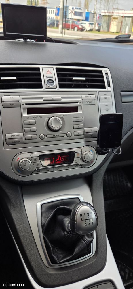 Ford Kuga 2.0 TDCi 2x4 Champions Edition - 27