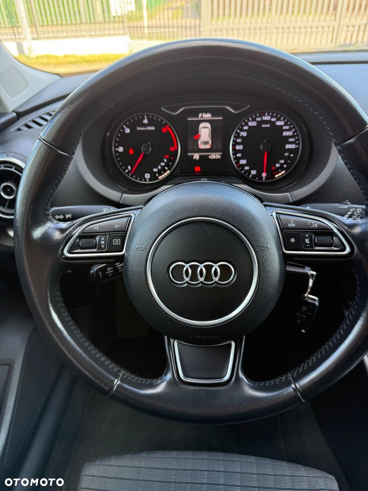 Audi A3 Sportback 2.0 TDI Attraction - 24