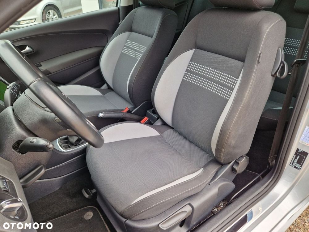 Volkswagen Polo - 10