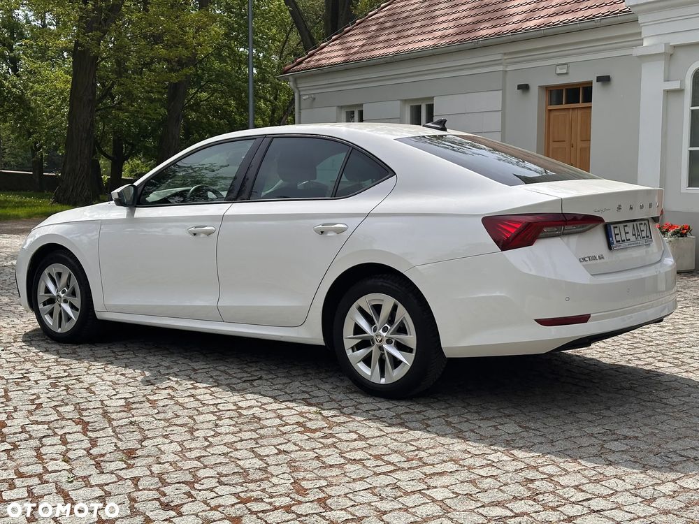 Skoda Octavia 2.0 TDI Ambition - 16