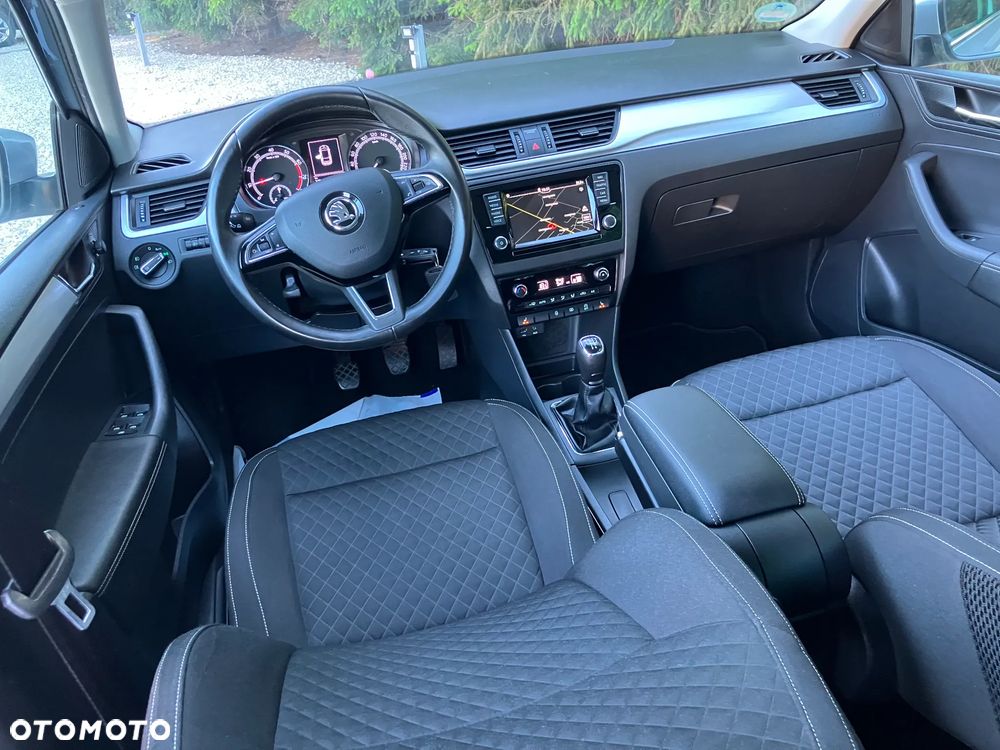 Skoda RAPID 1.0 TSI Monte Carlo - 33