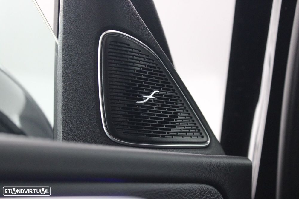 Mercedes-Benz C 300 d AMG Line - 36