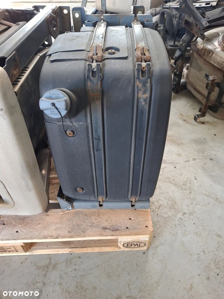 ZBIORNIK ADBLU DAF CF 400 XF 106 EURO 6 - 3