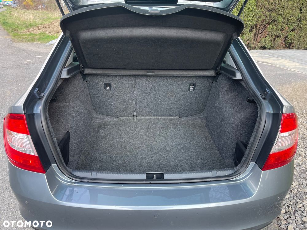 Skoda RAPID 1.2 TSI Active - 11