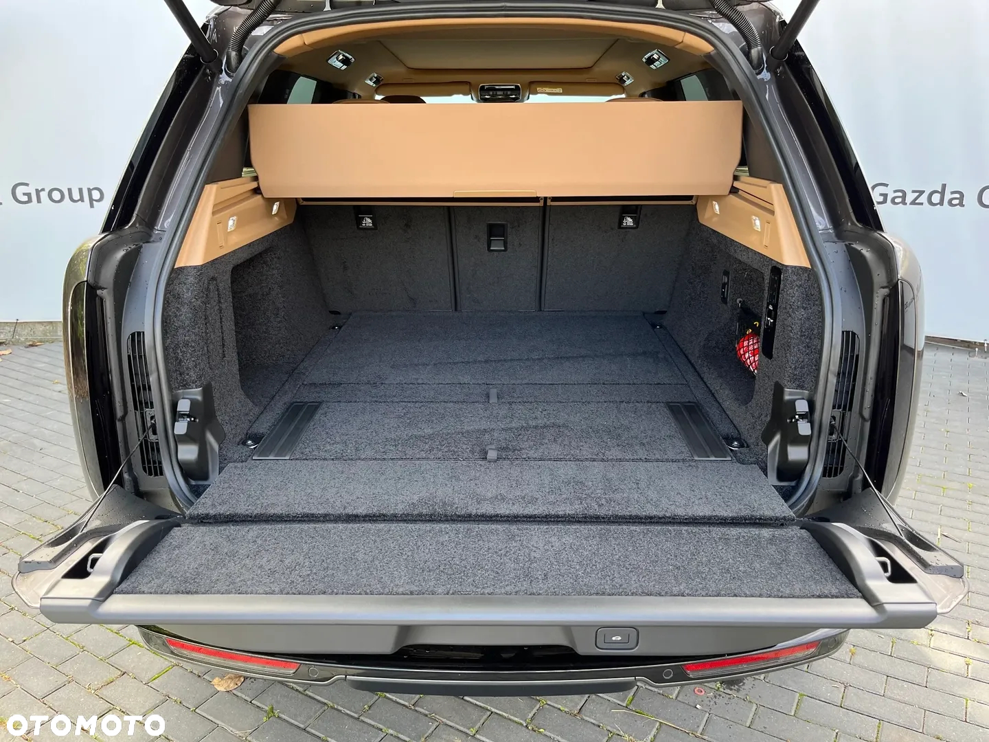 Land Rover Range Rover P550e Hybrid HSE - 14