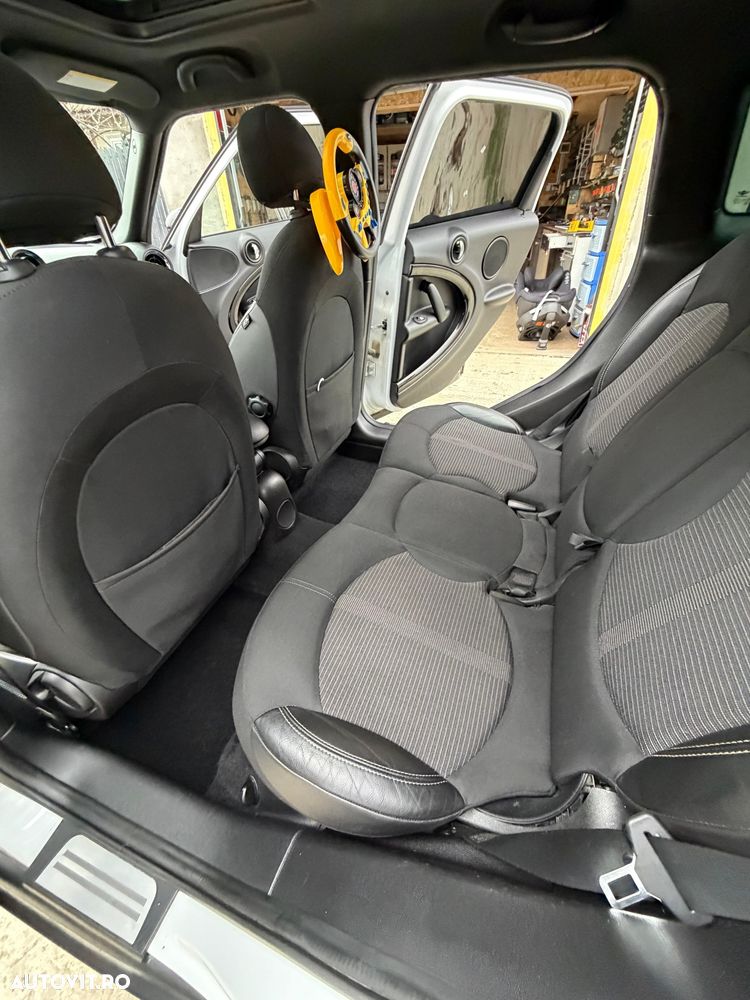 Mini Countryman - 13