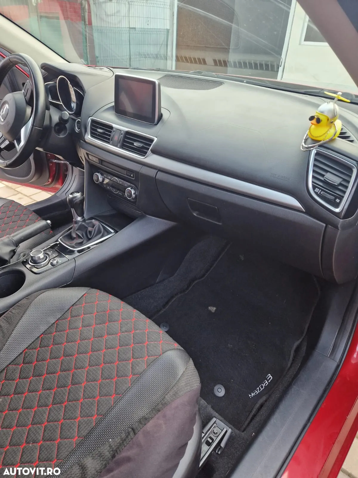 Mazda 3 - 8