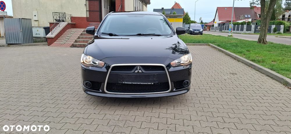 Mitsubishi Lancer 1.8 Inform - 2