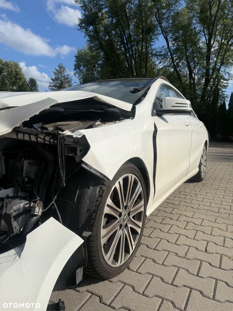 Mercedes-Benz CLA 250 7G-DCT - 4