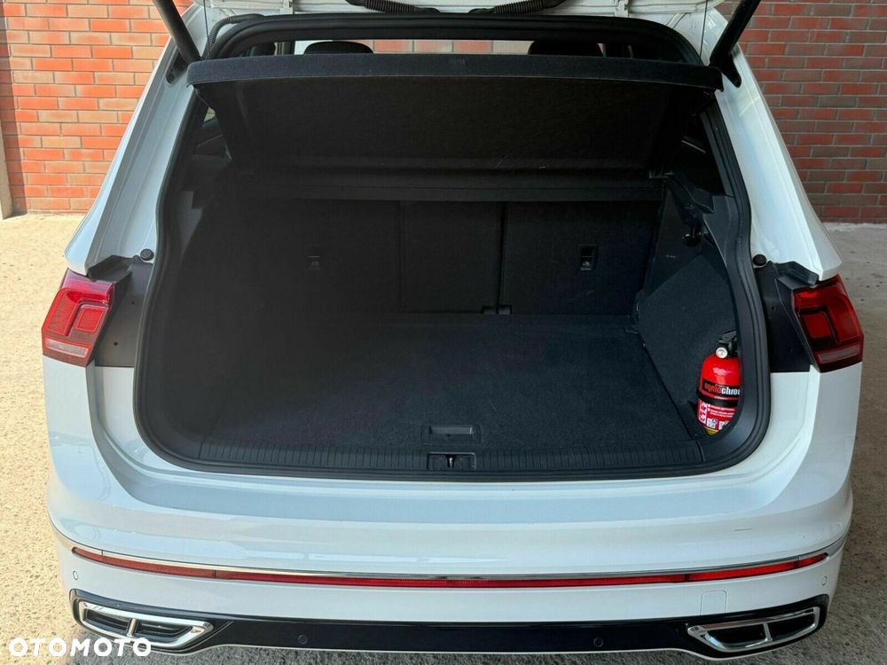 Volkswagen Tiguan - 9