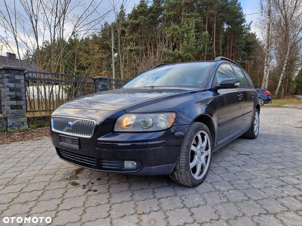 VOLVO V50 S40 MASKA ZDERZAK BŁOTNIK DRZWI LUSTERKO XENON  452-46 2.5T 220KM AWD MANUAL 2004-2012