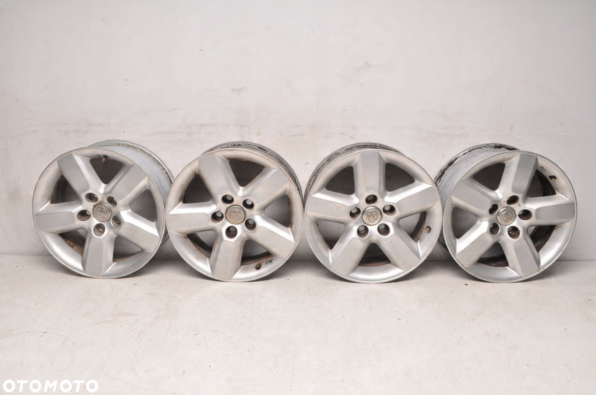 TOYOTA RAV 4 II FELGI ALUMINIOWE R16" 7J 5X114.3 ET35 - 1