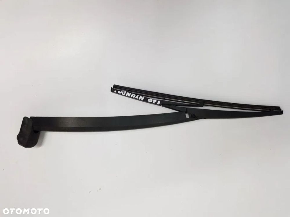 RAMIĘ PIÓRO WYCIERACZKI TYŁ HYUNDAI I20 08-12R - 1